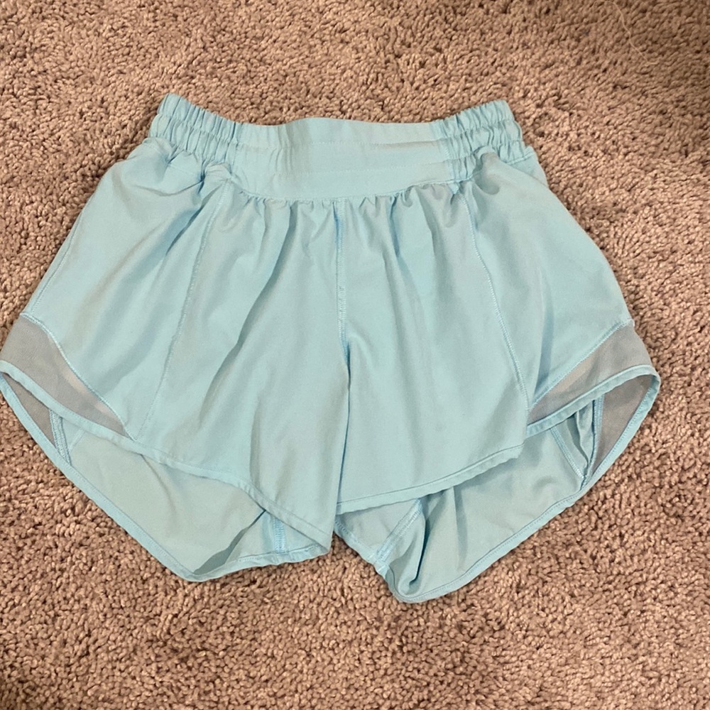 Lululemon hotty hot blue icing shorts